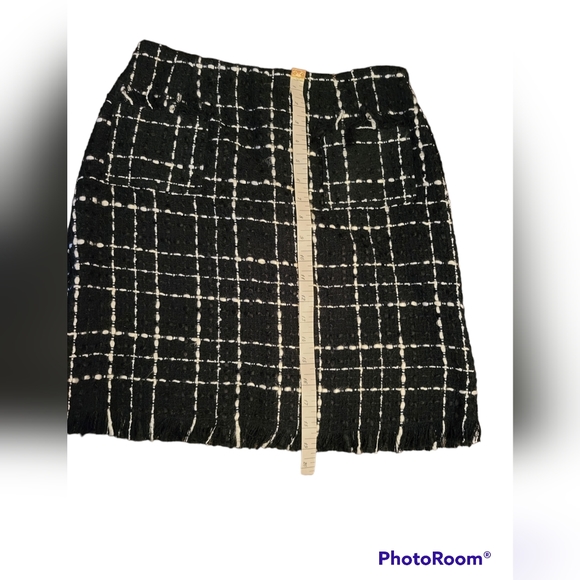 TESSUTI 6 Matching Skirt - Picture 4 of 5